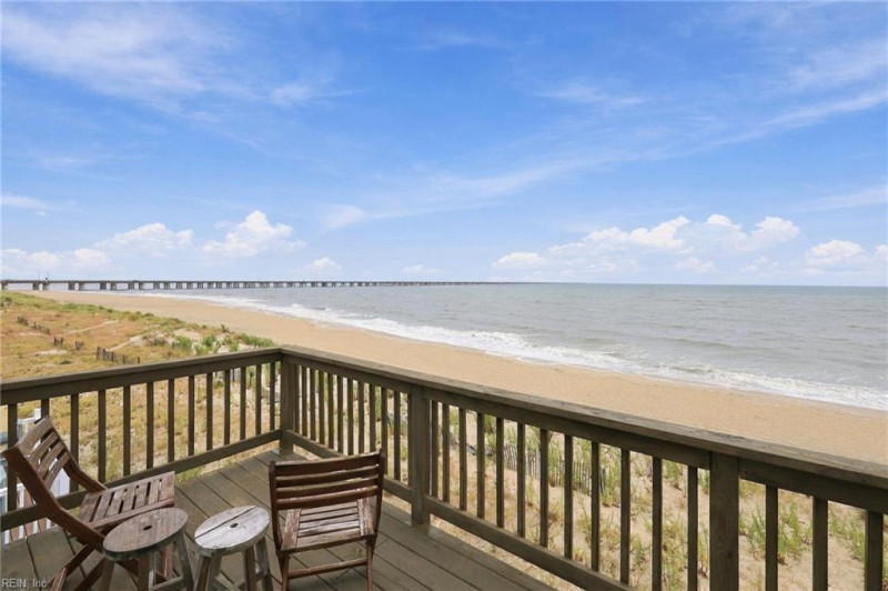 Photo 2 of 43 residential for sale in Virginia Beach virginia