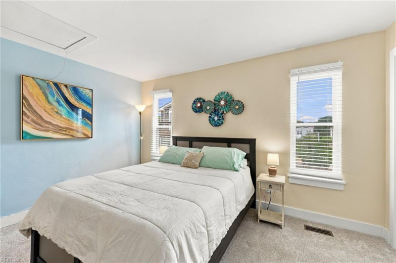 Photo 23 of 43 residential for sale in Virginia Beach virginia