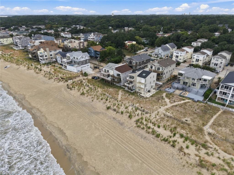 Photo 32 of 43 residential for sale in Virginia Beach virginia