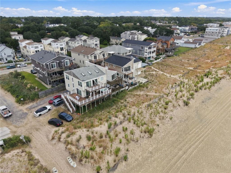 Photo 35 of 43 residential for sale in Virginia Beach virginia