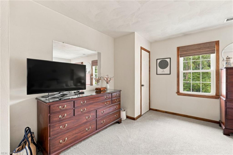 Photo 21 of 47 residential for sale in Chesapeake virginia