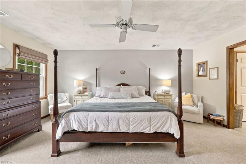 Photo 22 of 47 residential for sale in Chesapeake virginia