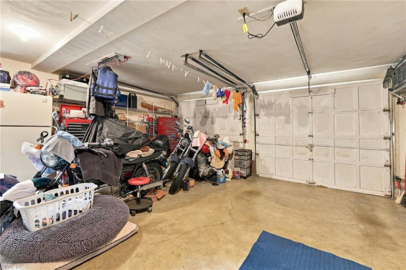 Photo 31 of 47 residential for sale in Chesapeake virginia