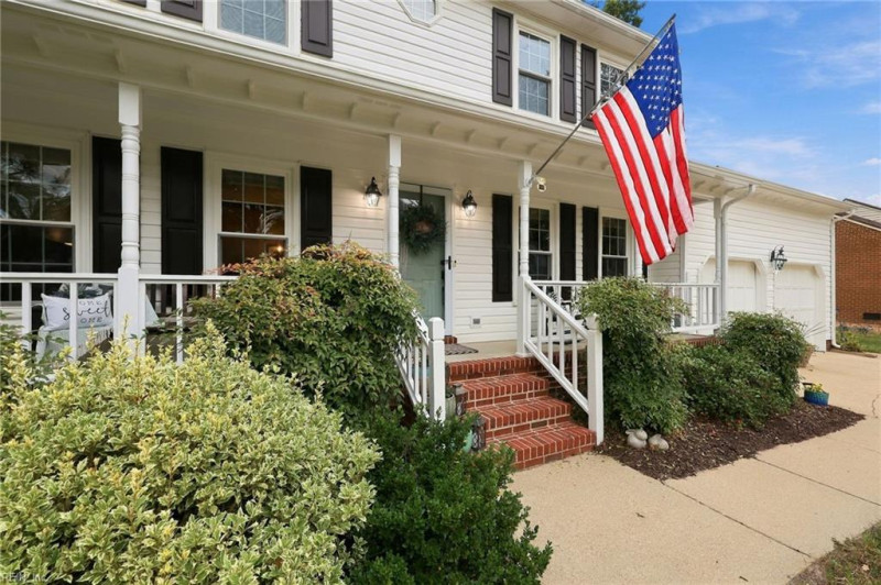 Photo 33 of 47 residential for sale in Chesapeake virginia