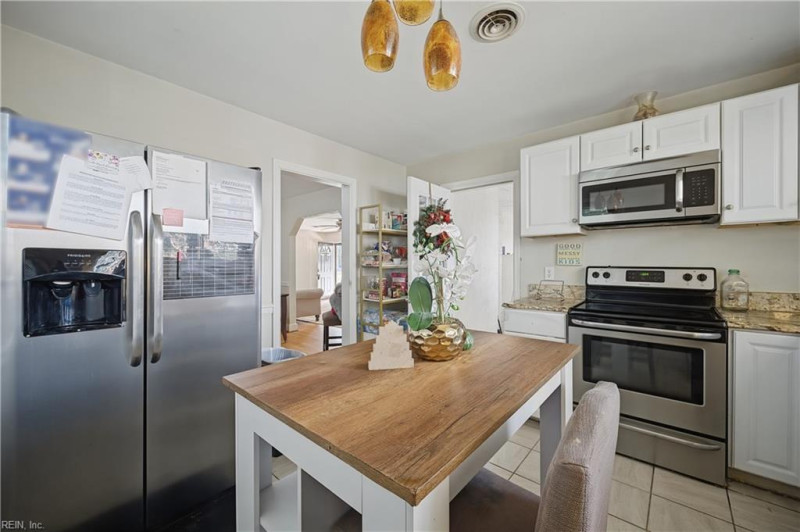 Photo 11 of 21 residential for sale in Portsmouth virginia