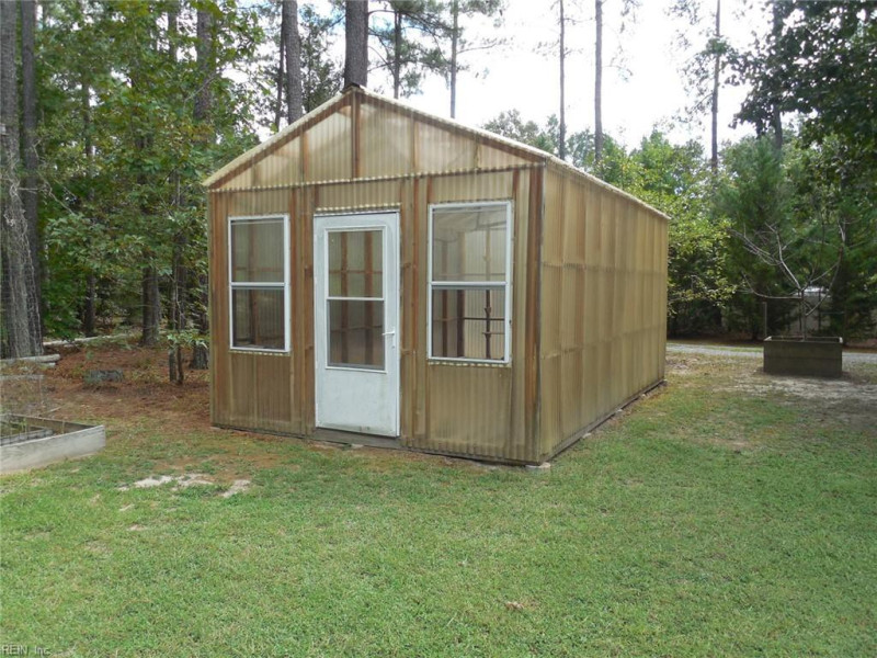 Photo 14 of 16 residential for sale in King William County virginia