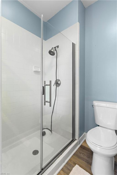 Photo 19 of 39 residential for sale in Hampton virginia