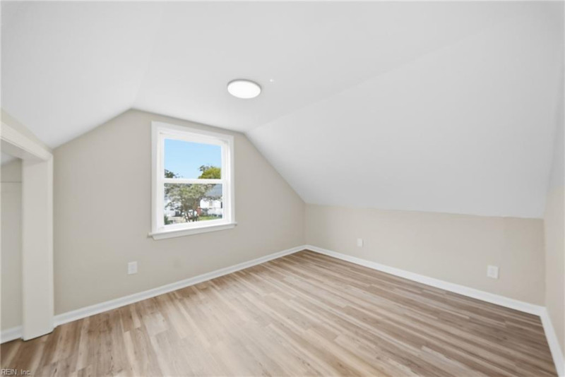 Photo 34 of 41 residential for sale in Norfolk virginia Photo 34 of 41 residential for sale in Norfolk virginia