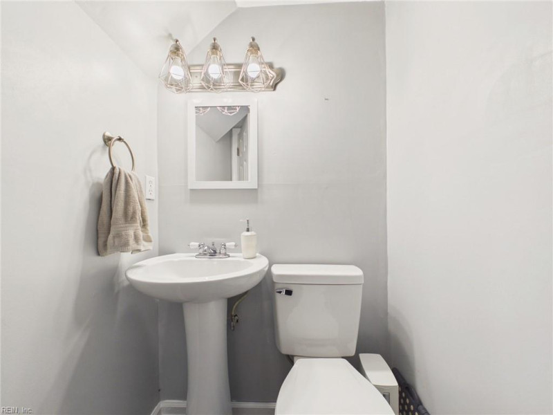 Photo 12 of 50 residential for sale in Virginia Beach virginia