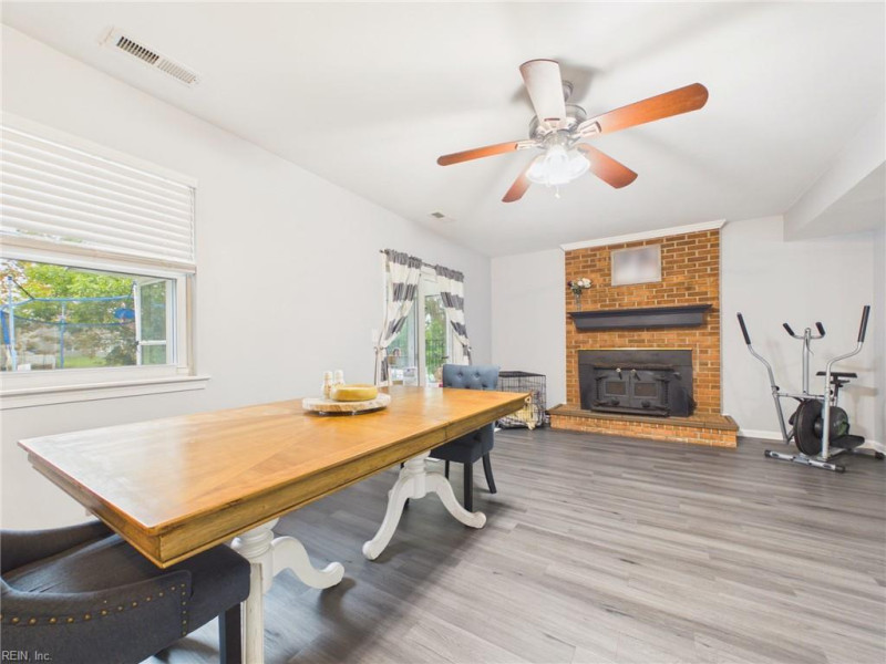Photo 13 of 50 residential for sale in Virginia Beach virginia