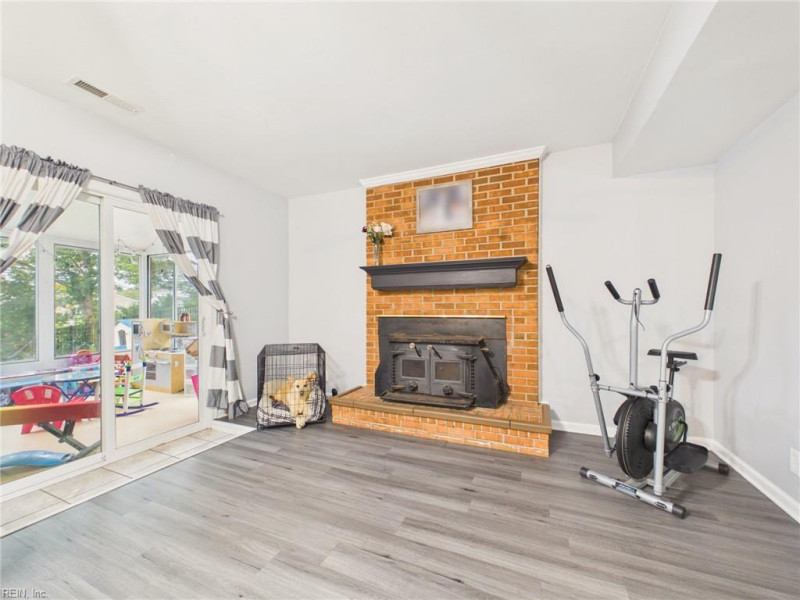 Photo 15 of 50 residential for sale in Virginia Beach virginia