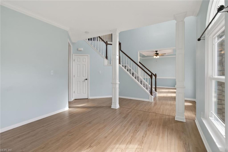 Photo 12 of 42 residential for sale in Chesapeake virginia