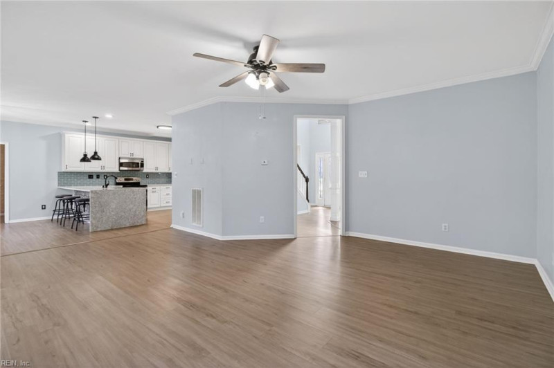 Photo 14 of 42 residential for sale in Chesapeake virginia