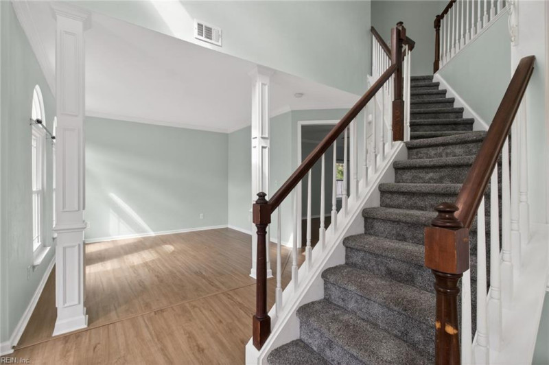 Photo 9 of 42 residential for sale in Chesapeake virginia