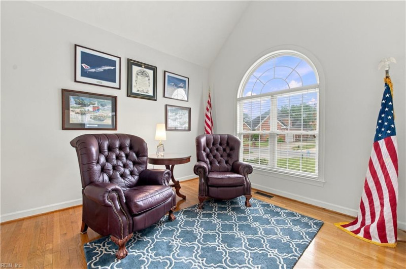 Photo 10 of 39 residential for sale in Chesapeake virginia
