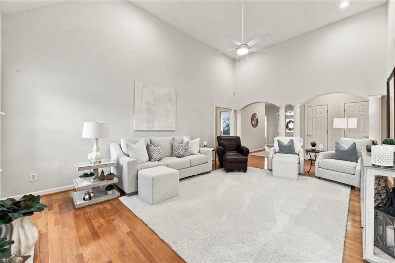 Photo 3 of 39 residential for sale in Chesapeake virginia