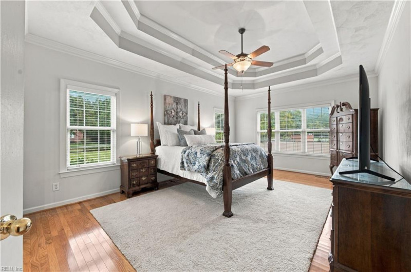 Photo 7 of 39 residential for sale in Chesapeake virginia