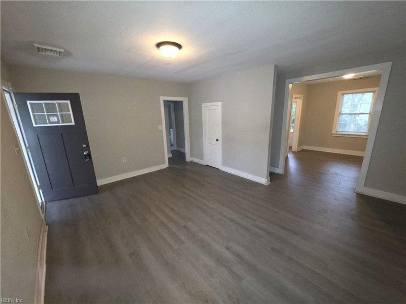 Photo 3 of 13 residential for sale in Norfolk virginia Photo 3 of 13 residential for sale in Norfolk virginia
