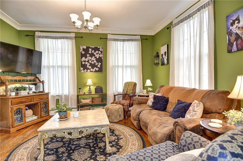 Photo 11 of 46 residential for sale in Portsmouth virginia