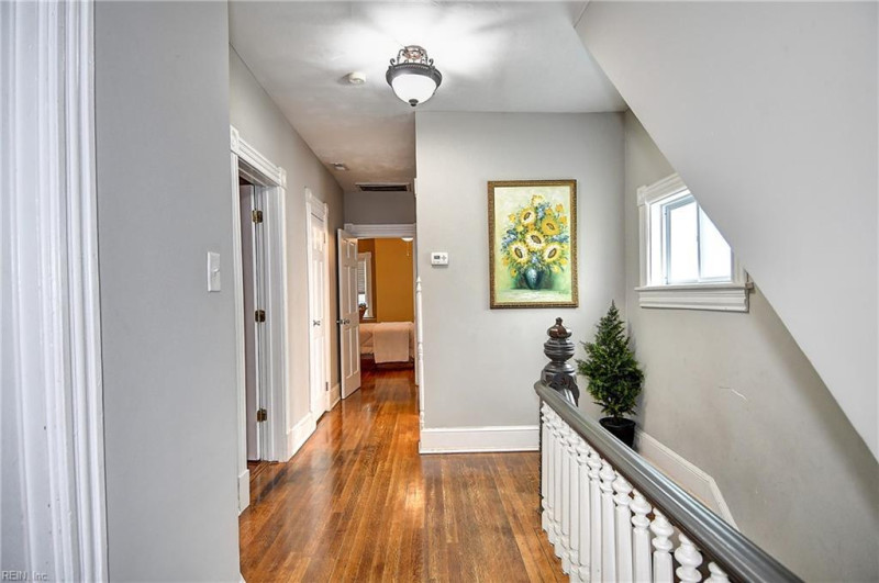 Photo 29 of 46 residential for sale in Portsmouth virginia