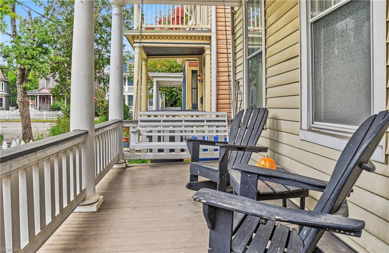 Photo 3 of 46 residential for sale in Portsmouth virginia