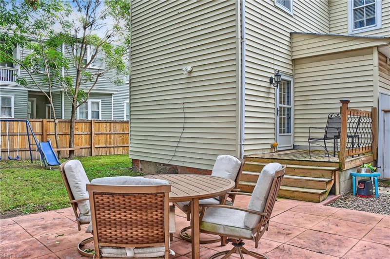 Photo 7 of 46 residential for sale in Portsmouth virginia