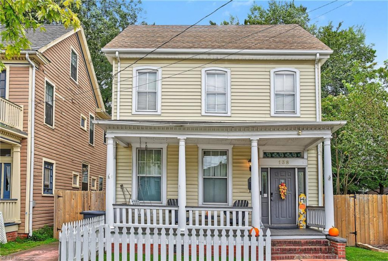Photo 8 of 46 residential for sale in Portsmouth virginia