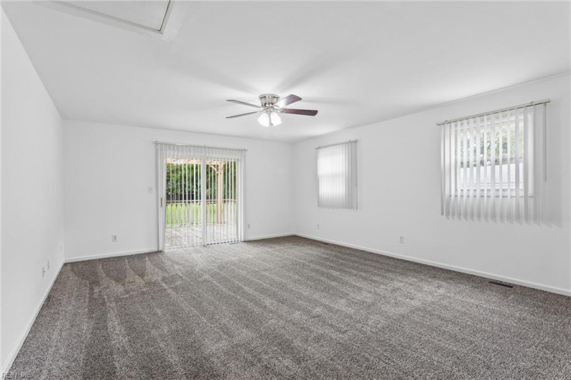 Photo 20 of 48 residential for sale in Portsmouth virginia
