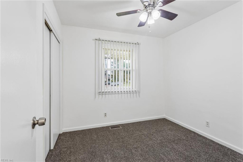 Photo 28 of 48 residential for sale in Portsmouth virginia