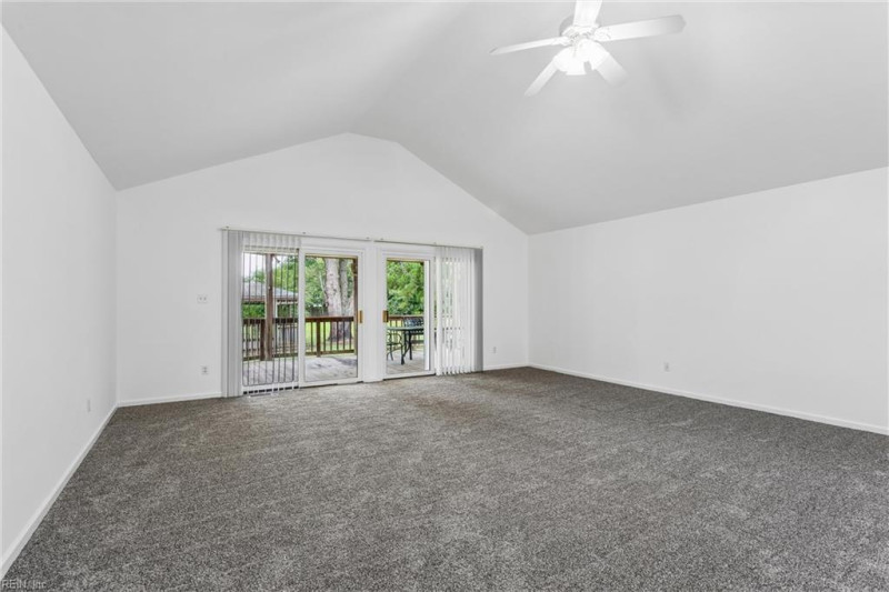 Photo 33 of 48 residential for sale in Portsmouth virginia