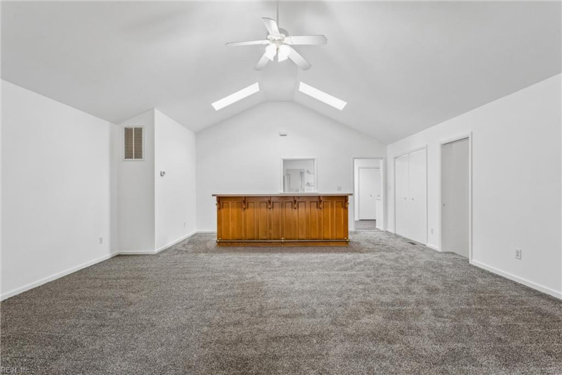 Photo 34 of 48 residential for sale in Portsmouth virginia
