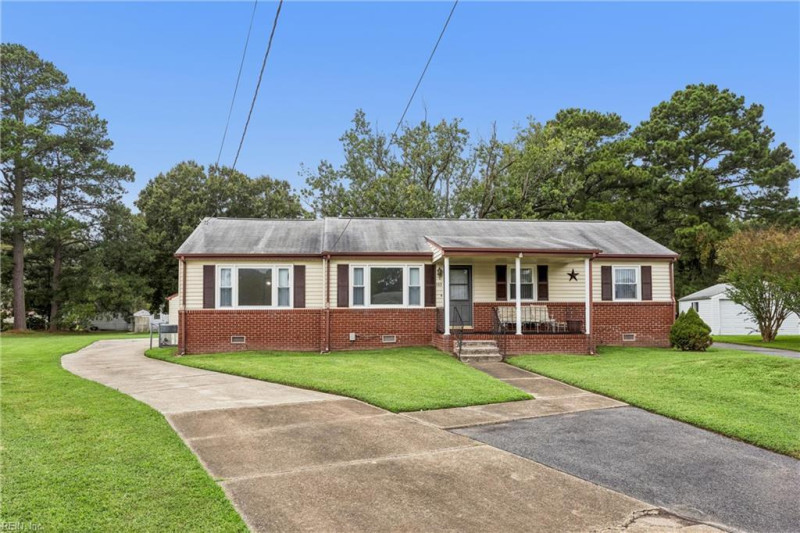 Photo 4 of 48 residential for sale in Portsmouth virginia