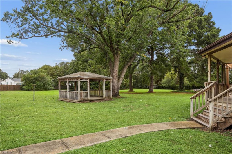 Photo 42 of 48 residential for sale in Portsmouth virginia