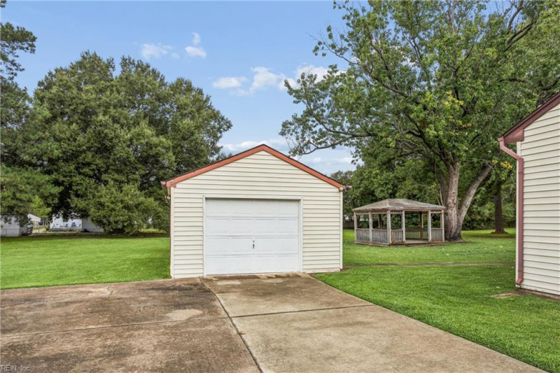 Photo 45 of 48 residential for sale in Portsmouth virginia