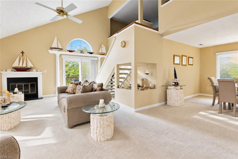 Photo 14 of 33 residential for sale in Virginia Beach virginia