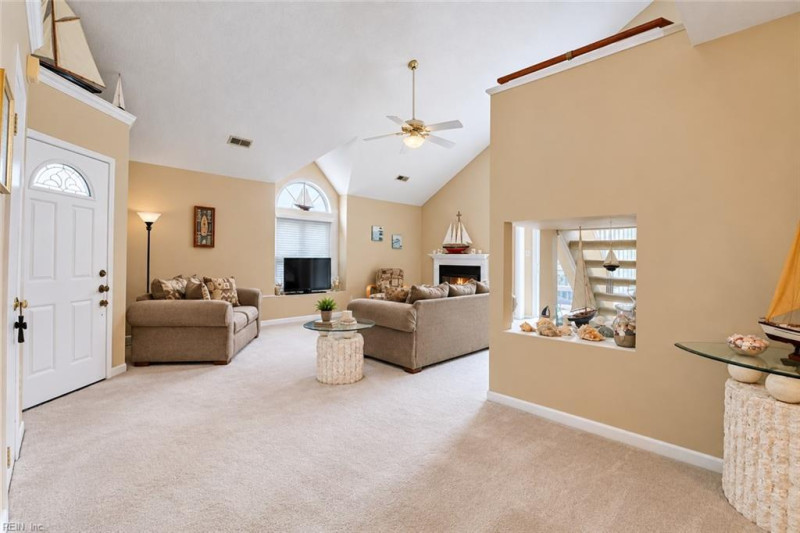 Photo 16 of 33 residential for sale in Virginia Beach virginia