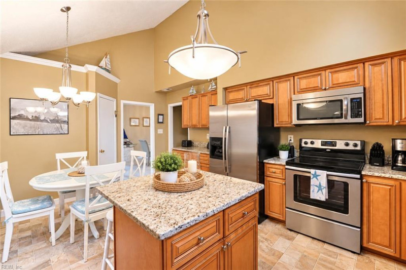 Photo 23 of 33 residential for sale in Virginia Beach virginia