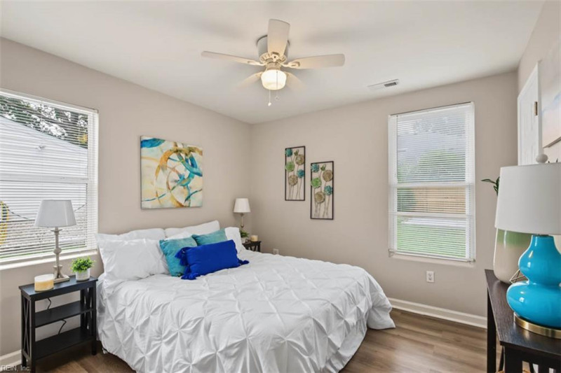Photo 17 of 25 residential for sale in Virginia Beach virginia
