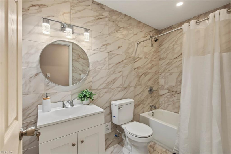 Photo 22 of 25 residential for sale in Virginia Beach virginia