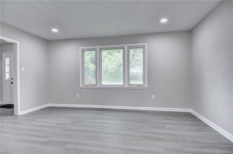 Photo 10 of 50 residential for sale in Virginia Beach virginia