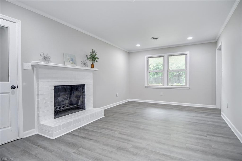 Photo 13 of 50 residential for sale in Virginia Beach virginia