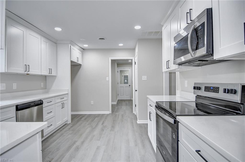 Photo 28 of 50 residential for sale in Virginia Beach virginia