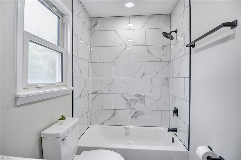Photo 41 of 50 residential for sale in Virginia Beach virginia