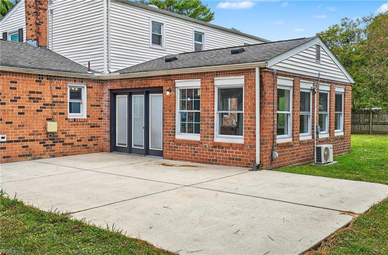 Photo 44 of 50 residential for sale in Virginia Beach virginia