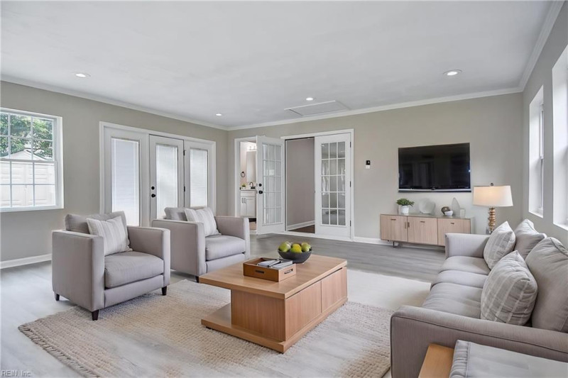 Photo 5 of 50 residential for sale in Virginia Beach virginia