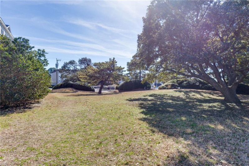 Photo 3 of 41 residential for sale in Virginia Beach virginia Photo 3 of 41 residential for sale in Virginia Beach virginia