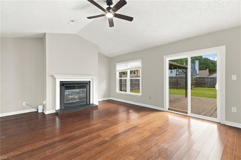 Photo 22 of 36 residential for sale in Hampton virginia