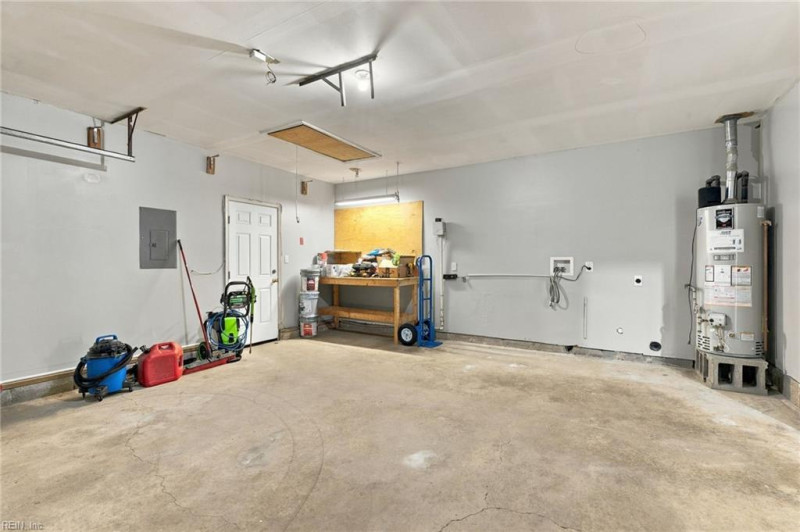 Photo 32 of 36 residential for sale in Hampton virginia