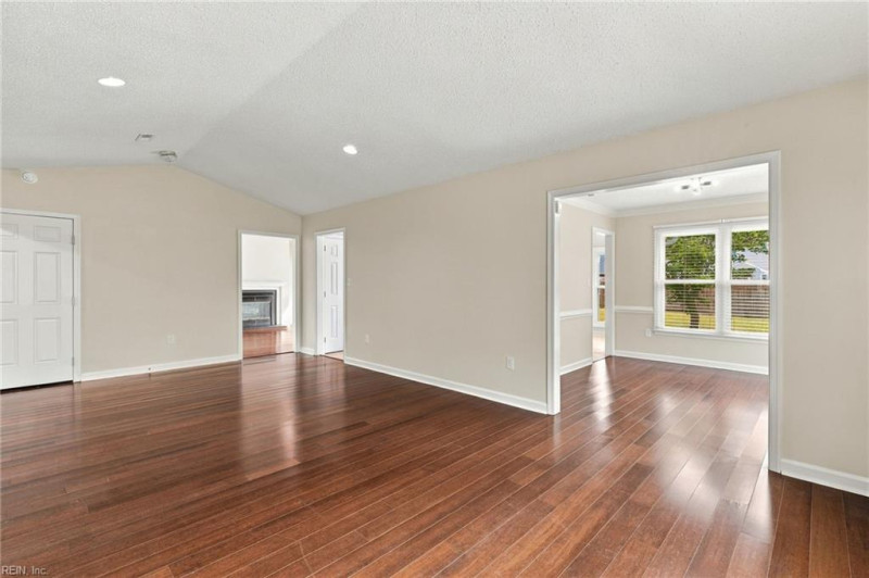 Photo 9 of 36 residential for sale in Hampton virginia
