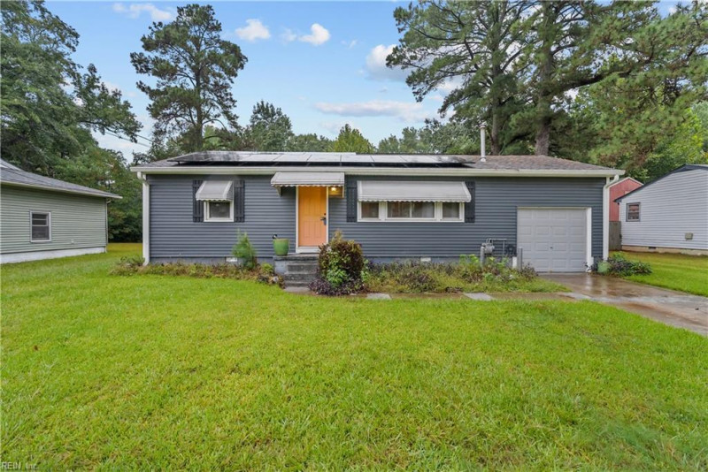 Photo 1 of 32 residential for sale in Chesapeake virginia